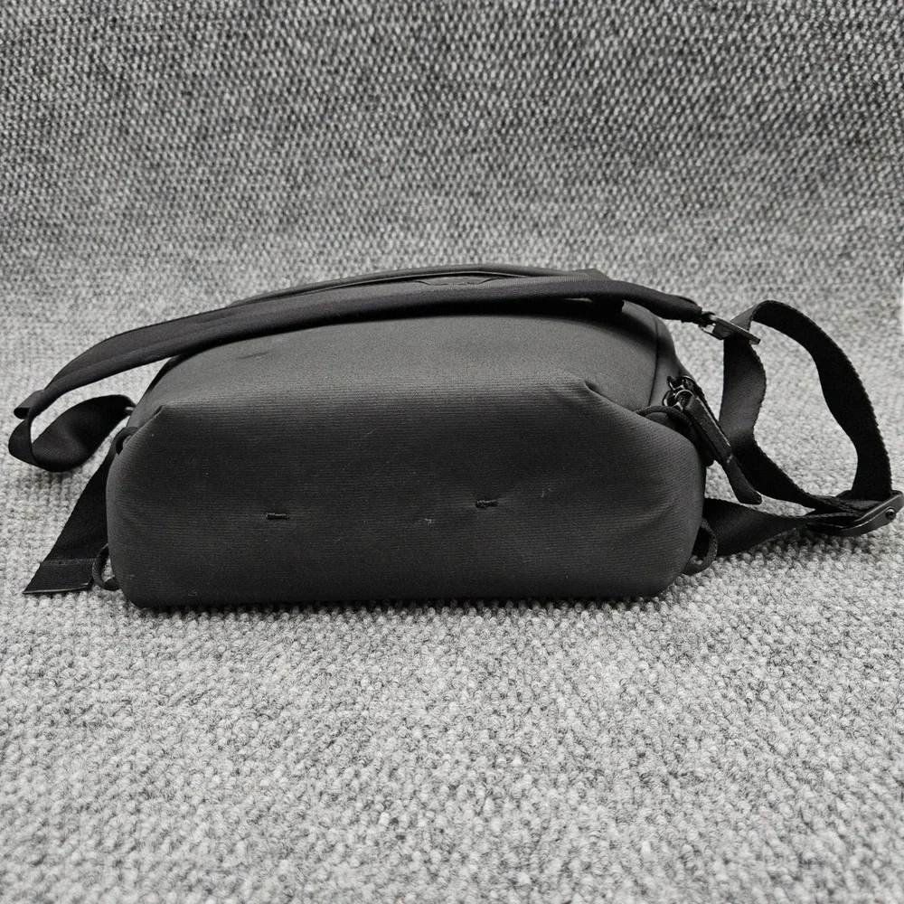 Peak Design 6L Black Everyday Sling Camera EDC Bag V2 Crossbody Photography